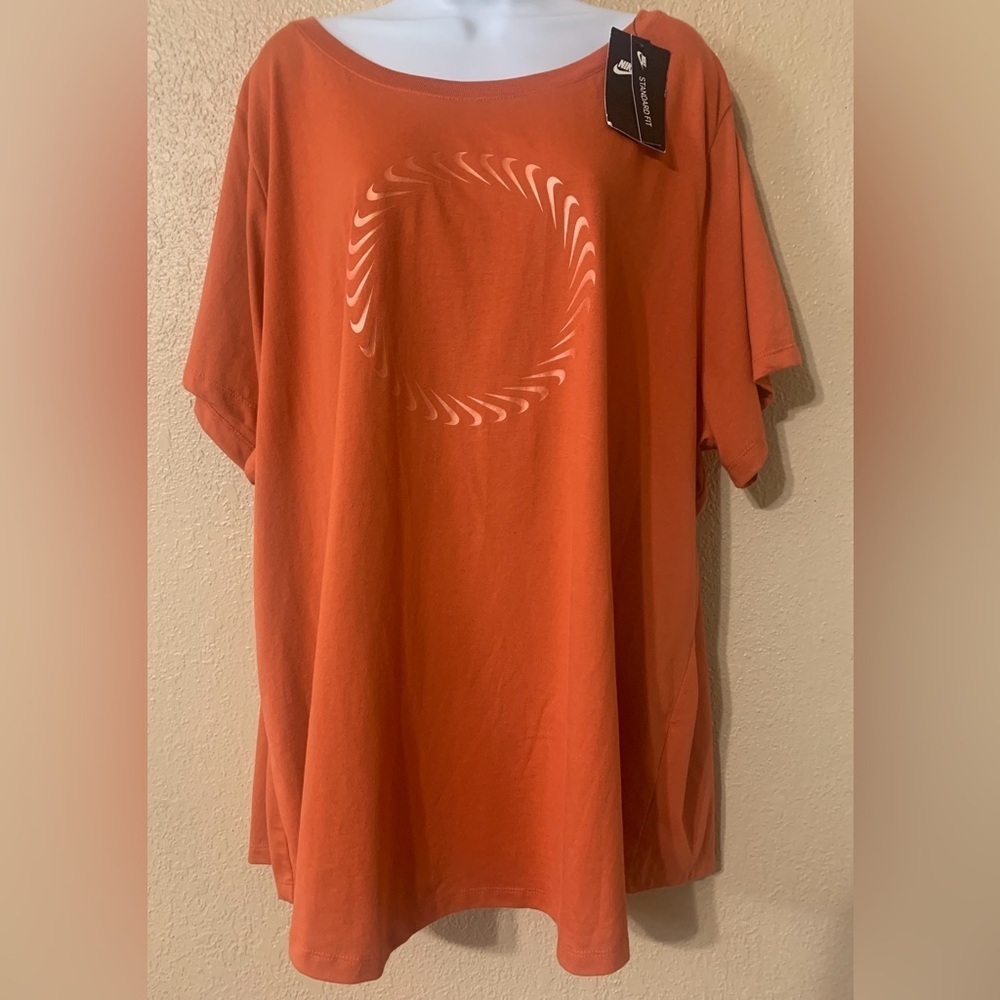 NIKE Women's Sz 3XL Orange Sportswear T-Shirt Short Sleeve DJ2750 812